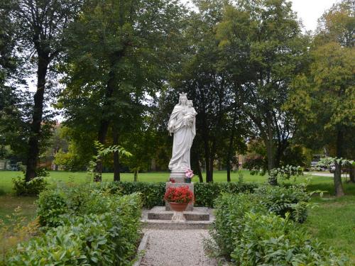 La Madonna della Salute posta in località Monteortone in prossimità di una antichissima sorgente